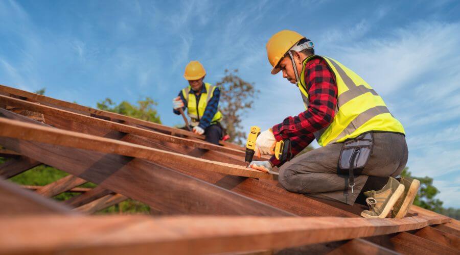 Professional Flat Roofing Installation services in Auburn Hills, MI